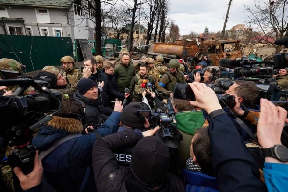 Александр Коц: ВЕЧЕРНИЙ ЗВОН:. фейк уходящего дня Александр Коц: ВЕЧЕРНИЙ ЗВОН:. фейк уходящего дня
