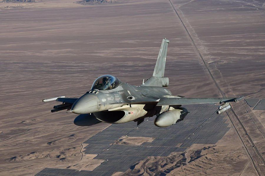 F-16 для Украины откладываются: Бельгия снова сдвигает сроки