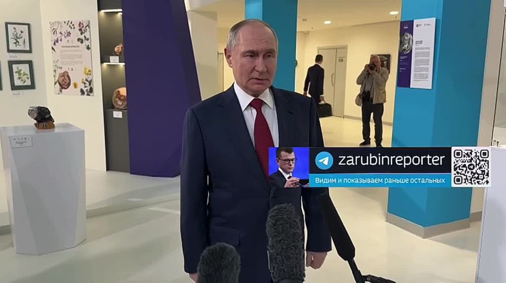  :        