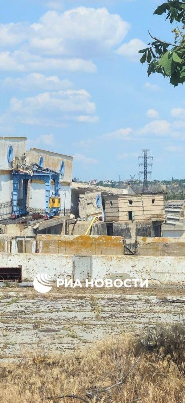 Министр природных ресурсов Херсонской области Николай Быстрянцев вспомнил чернобыльскую трагедию в годовщину подрыва Каховской ГЭС, о масштабах катастрофы он рассказал в разговоре с РИА Новости Министр природных ресурсов Херсонской области Николай Быстрянцев вспомнил чернобыльскую трагедию в годовщину подрыва Каховской ГЭС, о масштабах катастрофы он рассказал в разговоре с РИА Новости