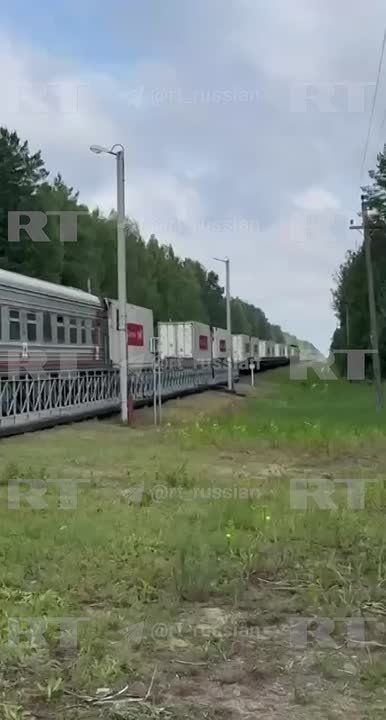     1200   