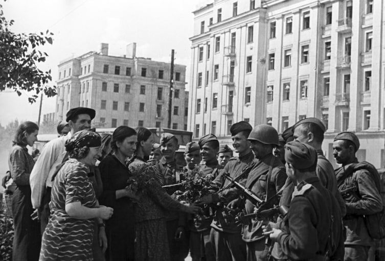 #80. 23  1944                 