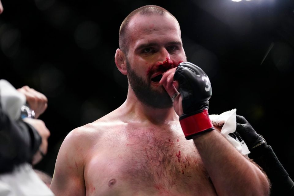     UFC      