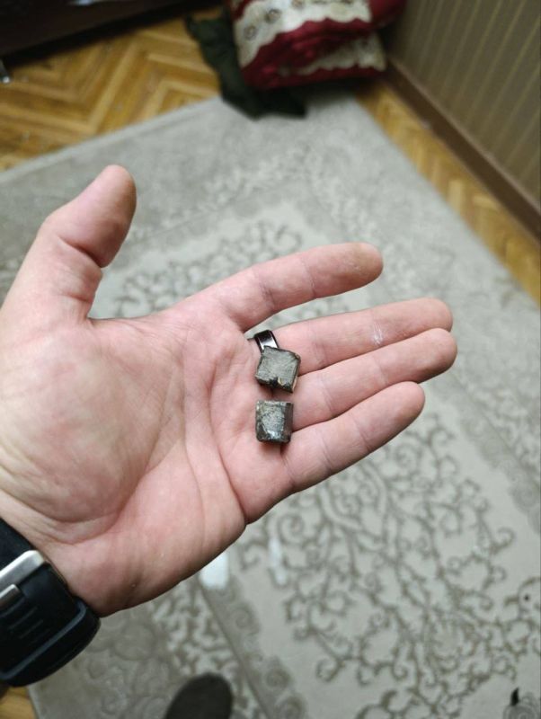 ,       ,         938   