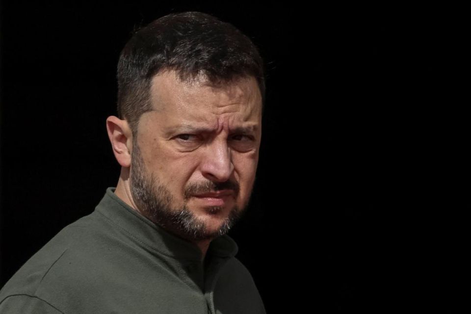 Зеленский* признал, что Украина не может вернуть занятые Россией территории