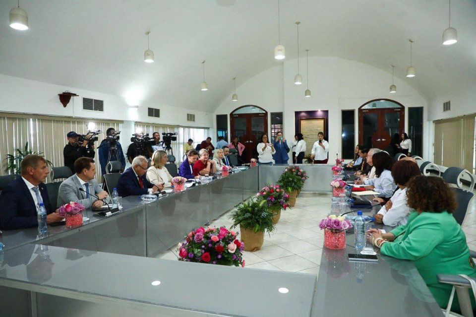 Анна Кузнецова: Национальная Ассамблея Никарагуа поддержала нашу борьбу за правду! Парламент Республики принял Декларацию с осуждением преступных действий Украины против детей, а также потребовал проведения международного... Анна Кузнецова: Национальная Ассамблея Никарагуа поддержала нашу борьбу за правду! Парламент Республики принял Декларацию с осуждением преступных действий Украины против детей, а также потребовал проведения международного...