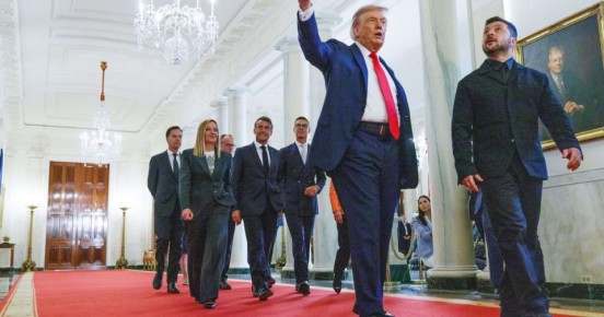  : Politico ,        ,          