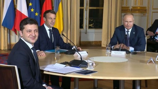        ,  Agence France-Presse