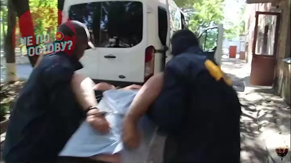 В Ростове сотрудниками ФСБ задержан работник одного из предприятий за передачу Украине информации о расположении подразделений Армии России