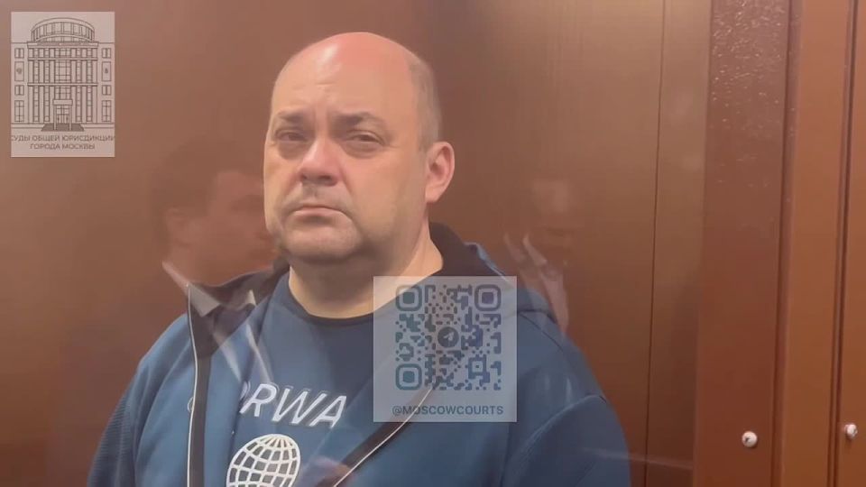 Экс-губернатор Курской области Алексей Смирнов и его экс-заместитель заключили досудебное соглашение по делу о растрате на фортификациях