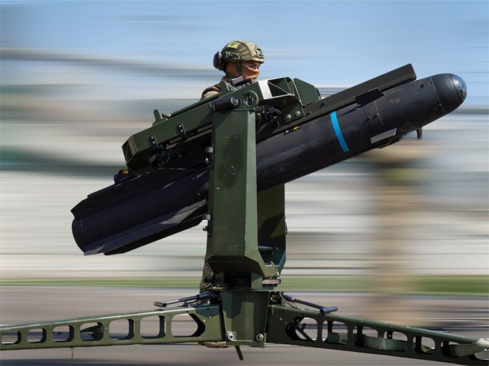     CB90      RBS-17   AGM-114C Hellfire