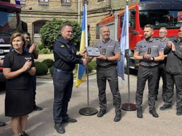 Эстония передала Украине пять пожарных машин, сообщили с Службе спасения