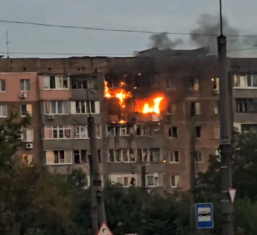 ОБСТРЕЛ ДОНЕЦКА. Незадолго до 19:30 по местному времени укро-атлантистские силы нанесли комбинированные удары дронами и ракетами по городу и агломерации Донецка ОБСТРЕЛ ДОНЕЦКА. Незадолго до 19:30 по местному времени укро-атлантистские силы нанесли комбинированные удары дронами и ракетами по городу и агломерации Донецка