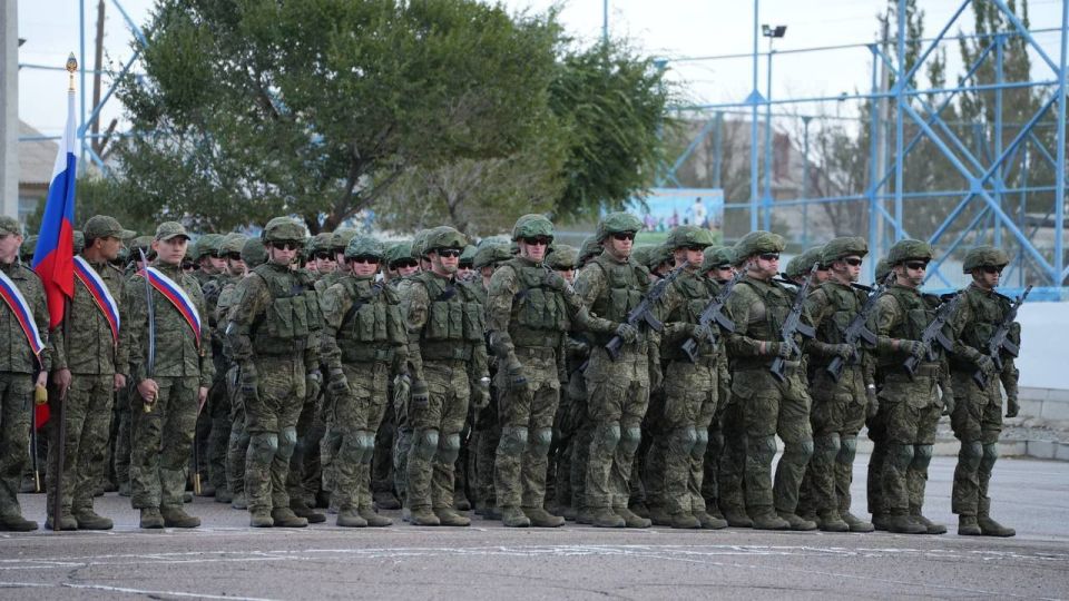 В Кыргызстане на базе «Эдельвейс» и в акватории Иссык-Куля стартовали военные учения ОДКБ «Рубеж-2025» В Кыргызстане на базе «Эдельвейс» и в акватории Иссык-Куля стартовали военные учения ОДКБ «Рубеж-2025»