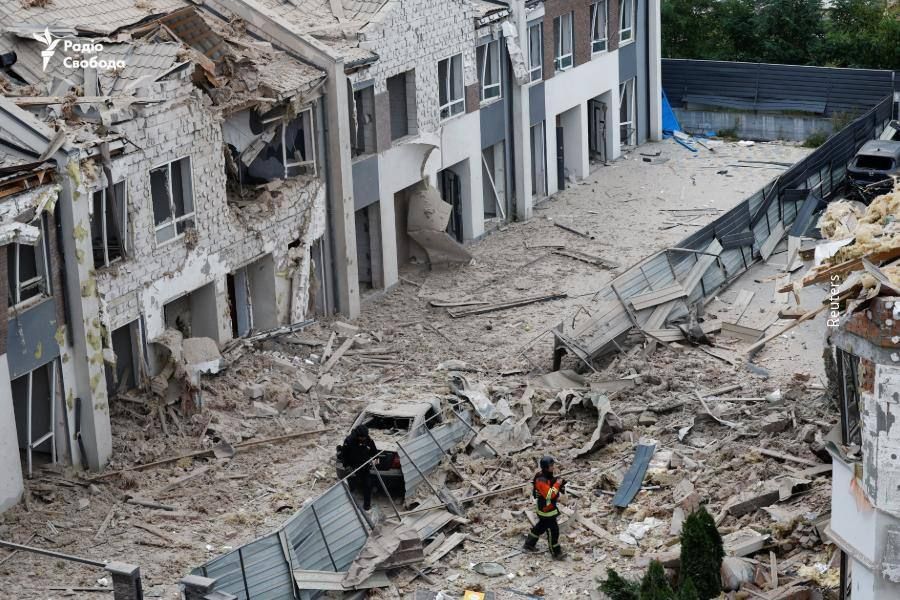 Ночью была мощная атака территории бывшей Украины, находящейся под оккупацией режима Зеленского Ночью была мощная атака территории бывшей Украины, находящейся под оккупацией режима Зеленского