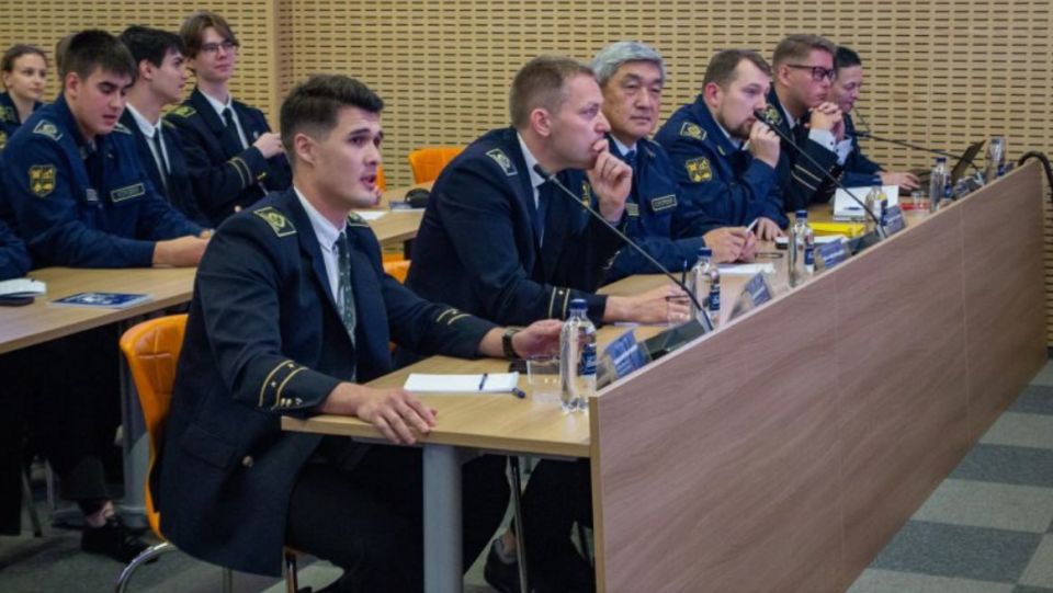   :    () -          ,   ,   ...