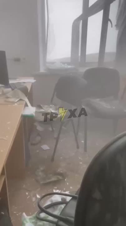 - !.    -    