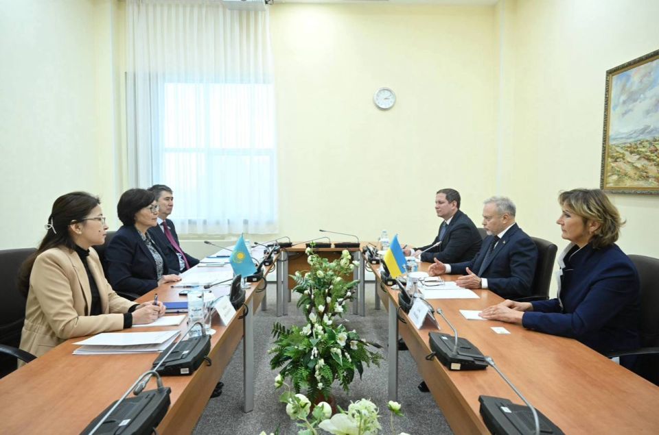 Сближение вопреки. Посол т.н. Украины в парламенте Казахстана