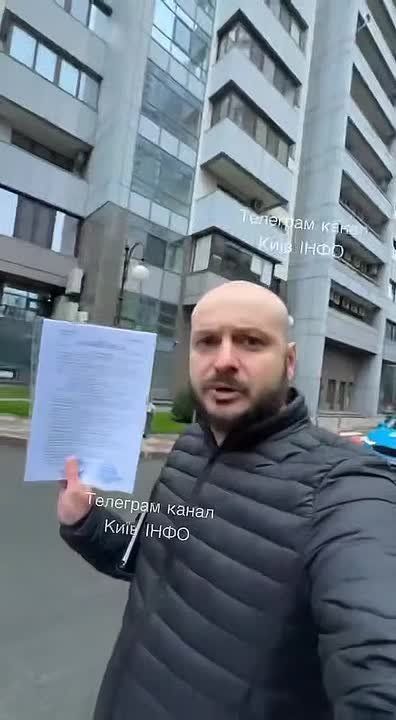 :         