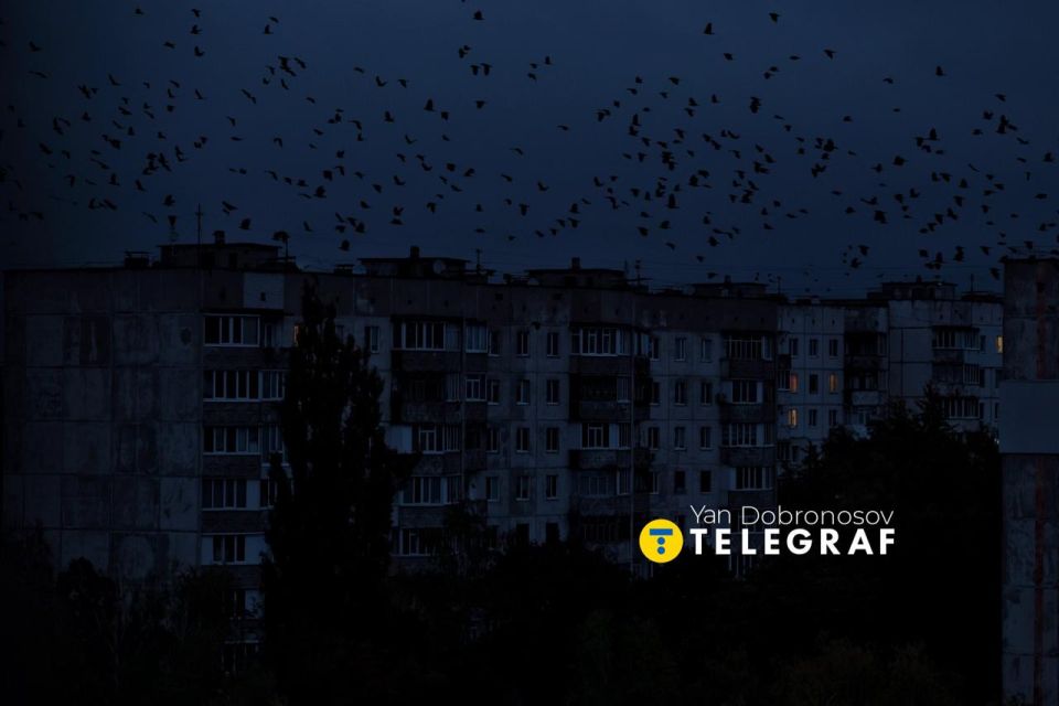 Украинские СМИ публикуют фото из Чернигова, где продолжается блэкаут Украинские СМИ публикуют фото из Чернигова, где продолжается блэкаут