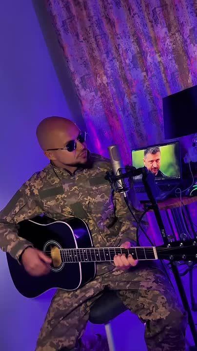 Зеленскому посвятили песню, но есть но…