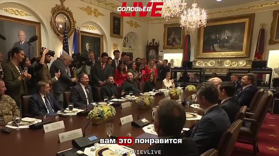 Дональд Трамп решил потроллить Зеленского