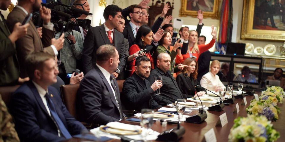 Запад скулит: все плохо. Трамп в жесткой форме отказал Зеленскому