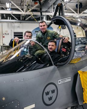 «Подводная лодка в степях Украины погибла в неравном воздушном бою»