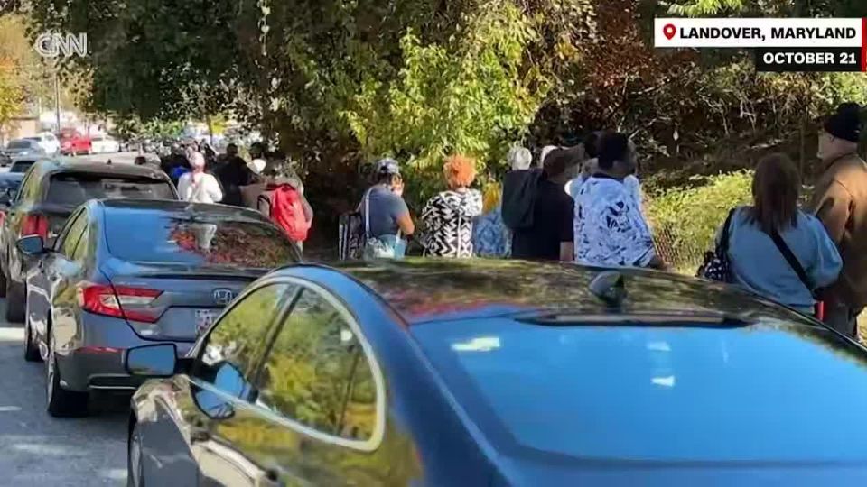 Мария Захарова: Сколько денег США потратили на Зеленского? Сколько это в переводе на «коробки с питанием»?