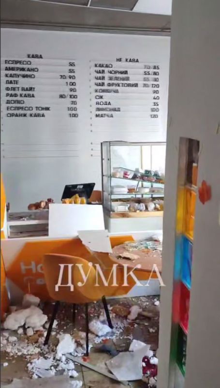 Владислав Шурыгин: Сегодня в 11 утра ВС РФ нанесли удар по цеху сборки БпЛА ВСУ в центре Харькова по улице Коцарская, д. 7. Украинские СМИ сразу же начали разгонять ложную информацию, что целью удара якобы был детский сад... Владислав Шурыгин: Сегодня в 11 утра ВС РФ нанесли удар по цеху сборки БпЛА ВСУ в центре Харькова по улице Коцарская, д. 7. Украинские СМИ сразу же начали разгонять ложную информацию, что целью удара якобы был детский сад...