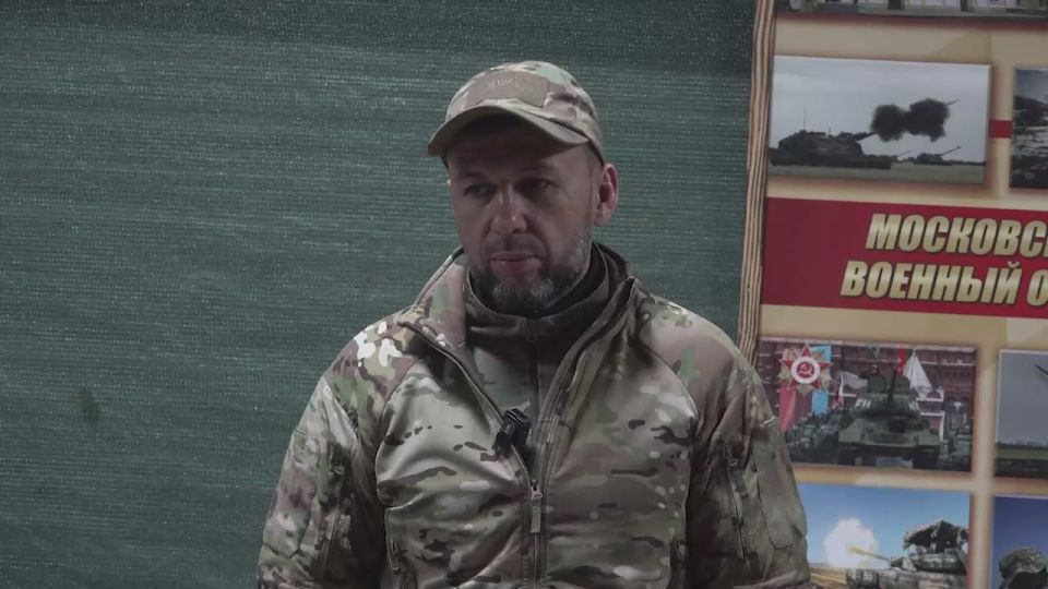 Денис Пушилин: Сегодня посетил подразделение 25-й общевойсковой армии Московского военного округа, которое динамично продвигается в направлении Красного Лимана со стороны ЛНР