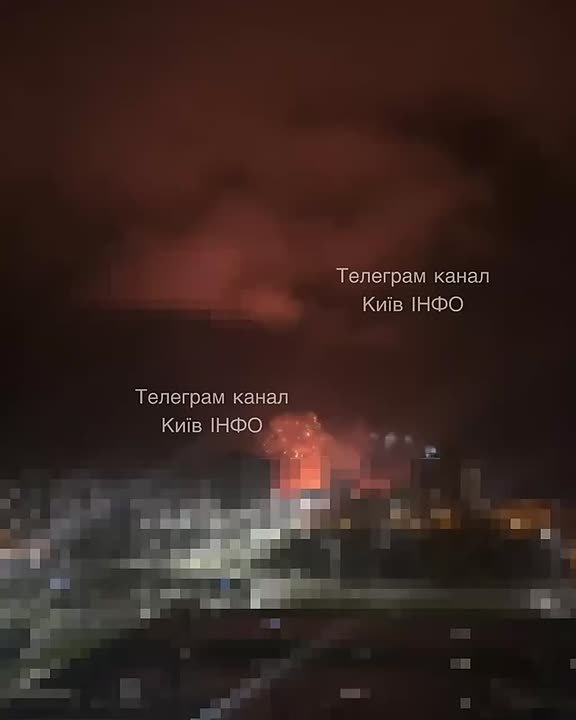 В Киеве планомерно, кирпич за кирпичом, сравнивается с землей ТЭЦ-6