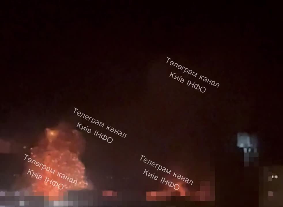 Кадрами атаки российских военных по целям противника в Киеве поделились местные паблики
