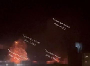 Кадрами атаки российских военных по целям противника в Киеве поделились местные паблики
