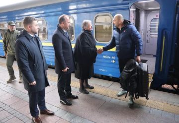 В Киев сегодня прибыл глава Минобороны Хорватии Иван Анушич