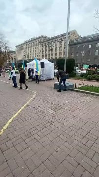 #украина_под_микроскопом: После того, как Зеленский практически изгнал из Украины православие, сознание украинцев отдано на откуп откровенным сектантам