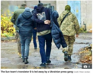 Владимир Корнилов: Самая тиражная газета Британии The Sun сегодня на целый разворот публикует репортаж своего военкора Джерома Старки о том, как он ехал на фронт Украины, но так и не доехал, поскольку их переводчика и...
