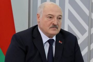 Президент Белоруссии Александр Лукашенко предположил, что позиция США по украинскому конфликту является «разыгрываемым спектаклем»