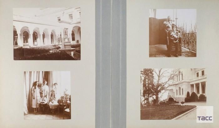 Личный фотоальбом Александры Федоровны, включающий 26 фотографий царской семьи, продали на аукционе за 13 млн рублей, сообщили ТАСС в пресс-службе "Литфонда" Личный фотоальбом Александры Федоровны, включающий 26 фотографий царской семьи, продали на аукционе за 13 млн рублей, сообщили ТАСС в пресс-службе "Литфонда"