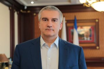 Сергей Аксёнов: 28 октября 1944 года Красная армия в ходе Восточно-Карпатской наступательной операции выбила последние соединения гитлеровских войск с территорий, которые войдут в состав сначала Украинской ССР, а потом и...