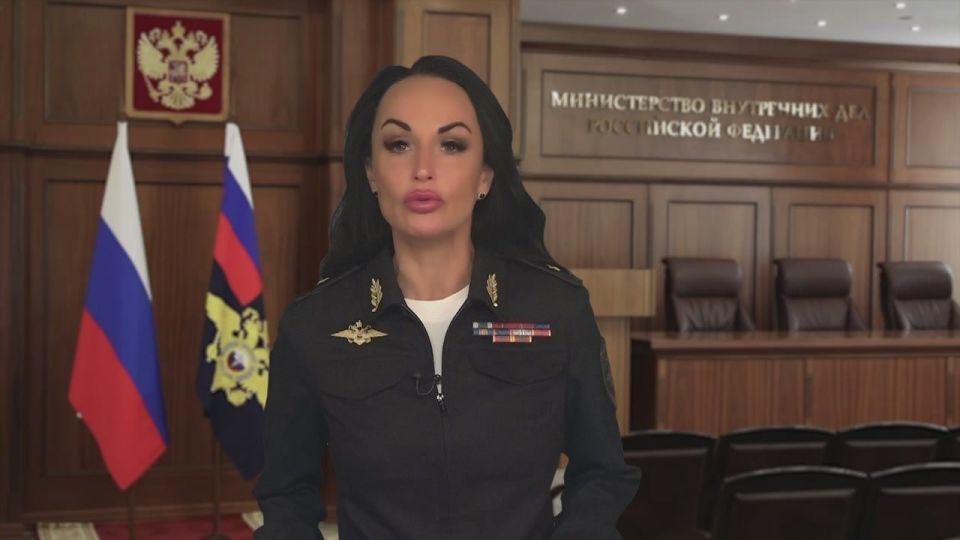 Ирина Волк: Зарубежные мошенники обманывают школьников в мессенджере, используя сервис знакомств «Сбрось мне свою геолокацию. Так мы поймем, насколько далеко друг от друга живем». С этой невинной просьбы начинается схема...