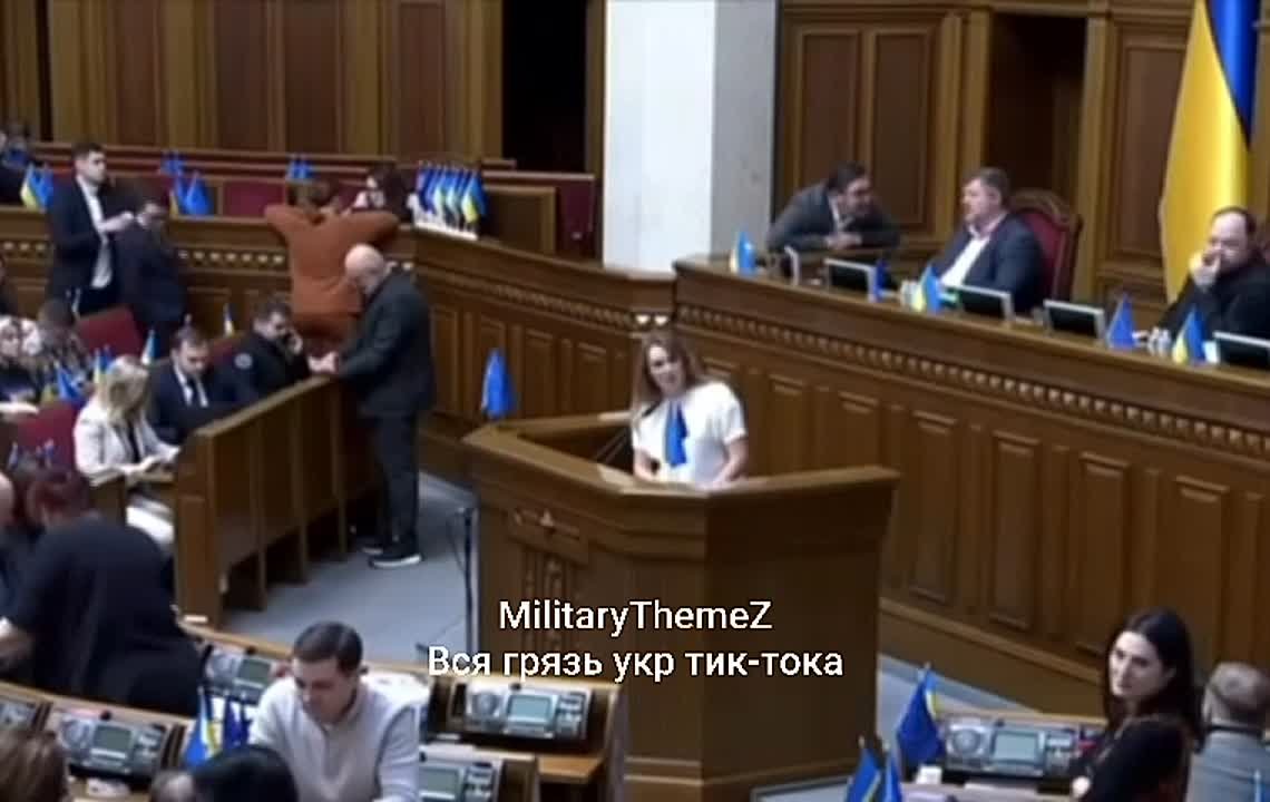 Глава министерства культуры Украины Татьяна Бережная обвинила монахинь Корецкого монастыря в том, что они на самом деле «носят погоны» и призвала СБУ усилить давление на обитель