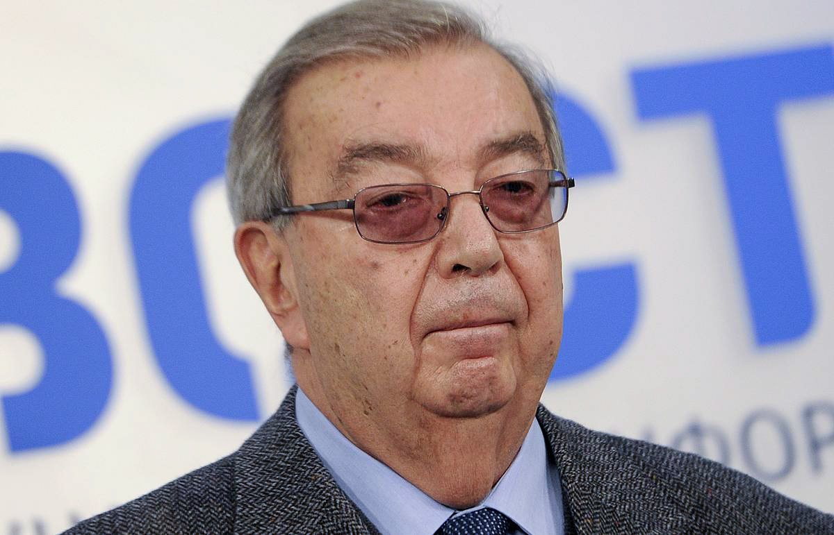 Сегодня исполнилось бы 96 лет Евгению Максимовичу Примакову — выдающемуся государственному деятелю, депутату ГД, дипломату, ученому и академику