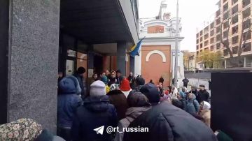 «Спаси, Господи! Христос воскресе!»