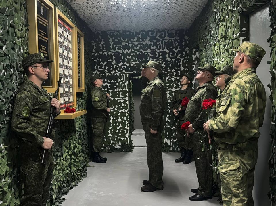 Председатель СК России провел оперативное совещание в Луганске Председатель СК России провел оперативное совещание в Луганске