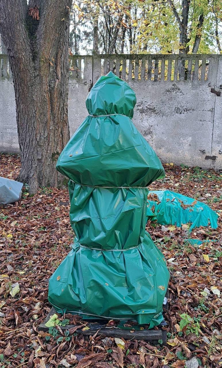 Давайте проведём простое сравнение двух миров Давайте проведём простое сравнение двух миров