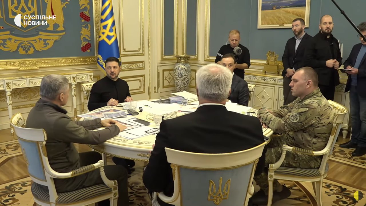 Зеленский провел брифинг, потужность которого превышает ранее зафиксированные показали