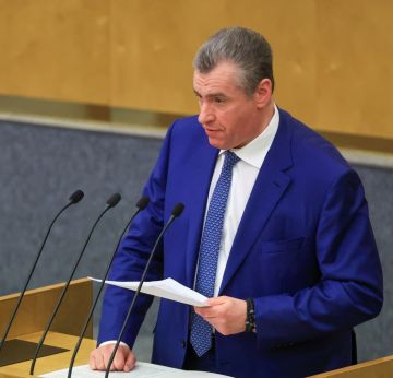 Слуцкий для "Звезды" о запрете Киева для СМИ на въезд в "котлы" по российским коридорам