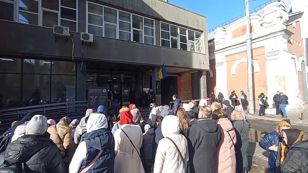 #украина_под_микроскопом: сегодня в Шестом апелляционном суде Киева проходило заседание о запрете УПЦ