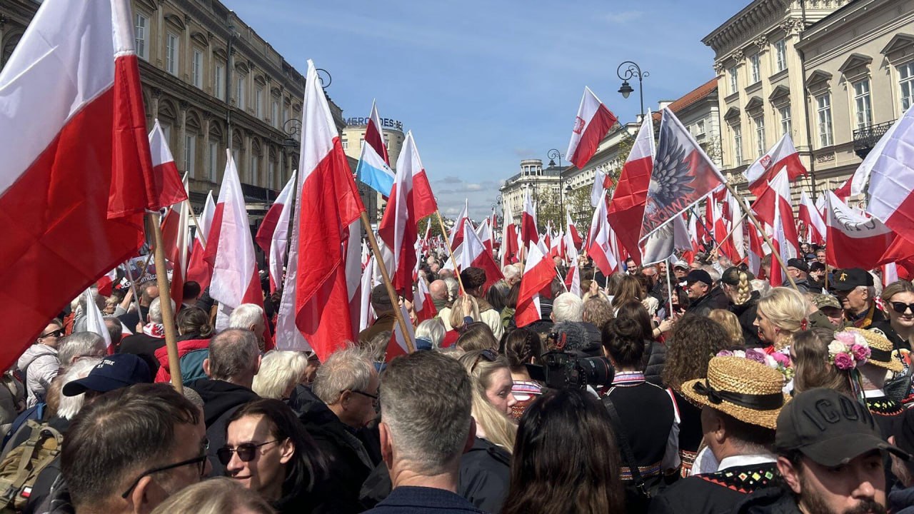 Эдуард Басурин: Поляки не хотят платить по счетам Киева